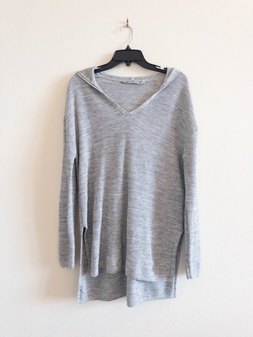 Athleta Gray Knit Hooded Sweater, Long Line V-Neck Pullover, Size Small
